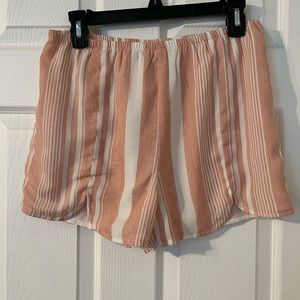 Women’s maternity shorts